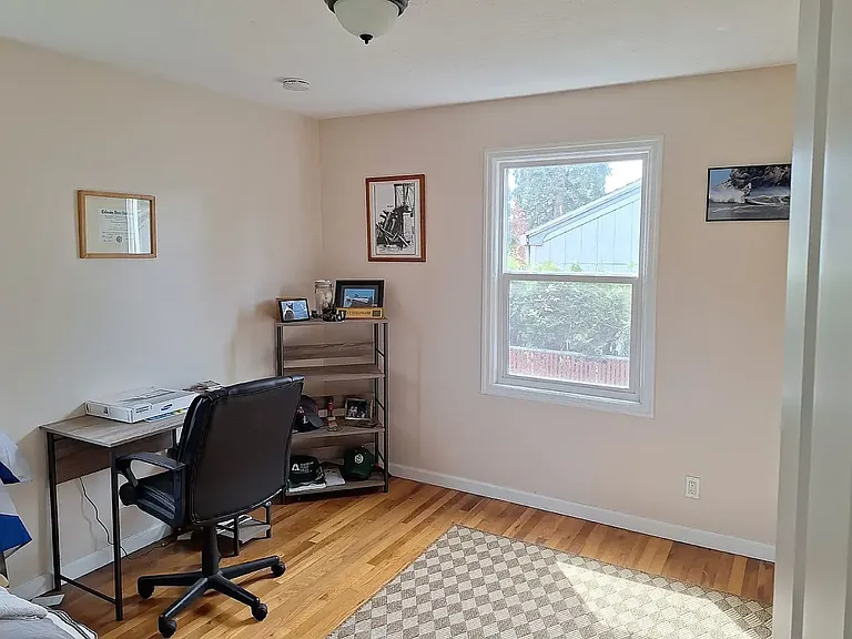 4777 Exeter St — Photo 11
