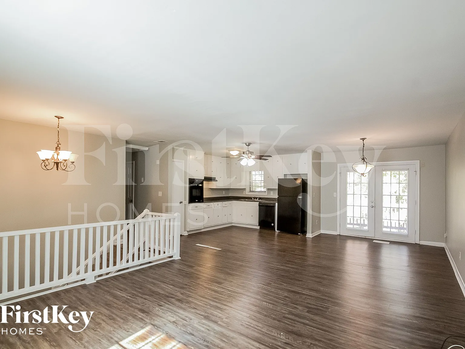 4 bed, 2.5 bath, 1864 sqft, $2,235 — Photo 2