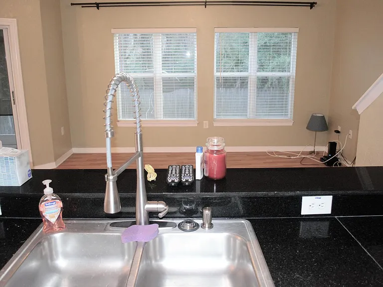 10817 Thames Vista Ct — Photo 14
