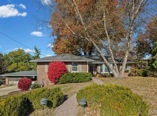 3838 Omega St, Alton, IL 62002