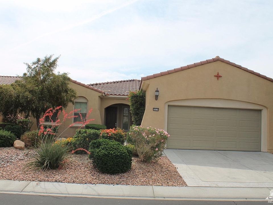 1st image of 40530 W Calle Cerezo