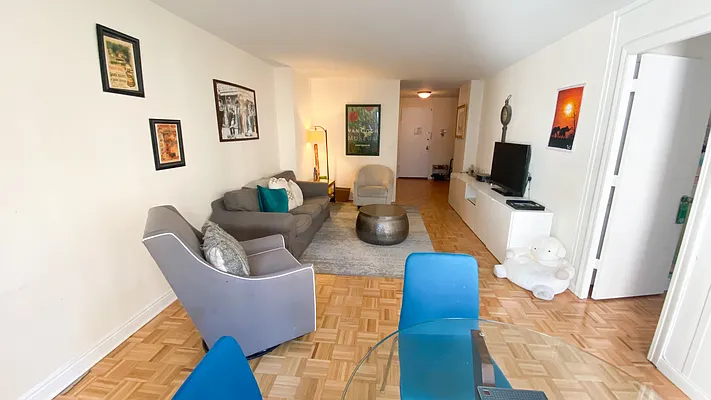 Rented by R New York | media 5