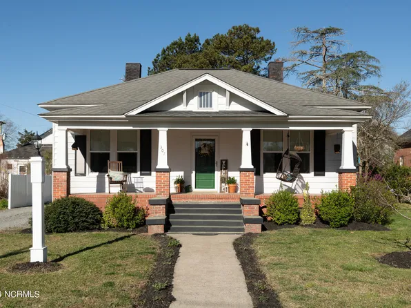 307 N Main Street, Walstonburg, NC 27888