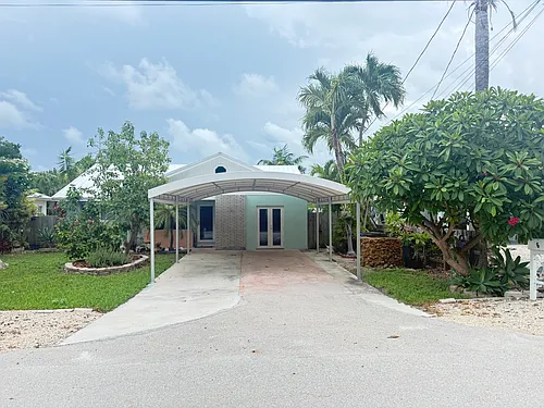 6 Atlantic Ave Photo 1