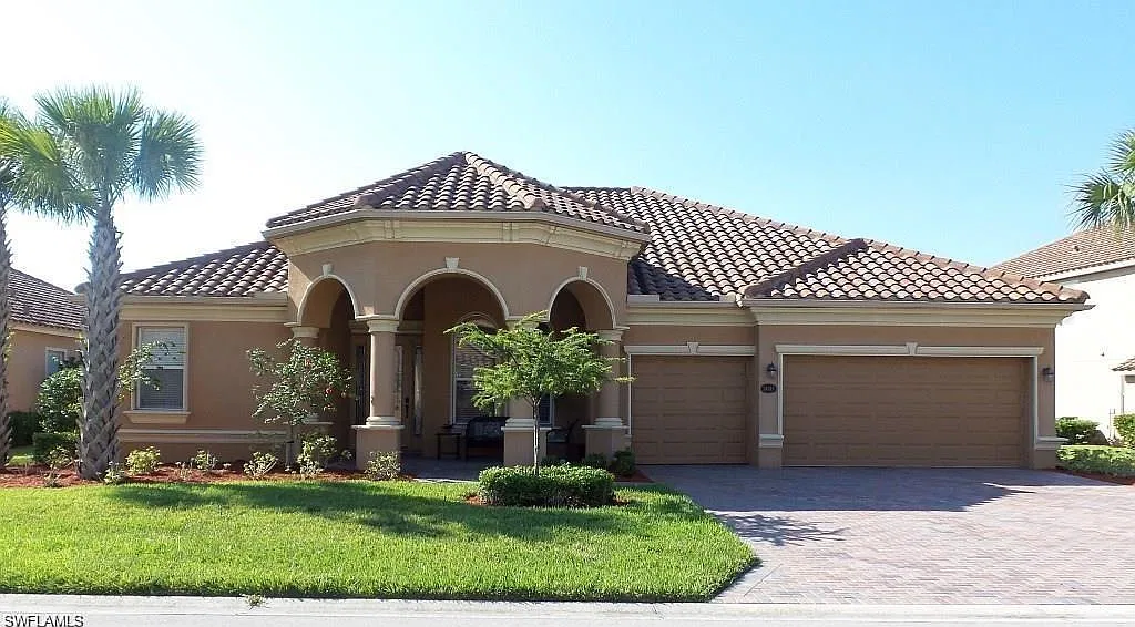 3 bed, 3.0 bath, 2454 sqft, $5,000 — Photo 1