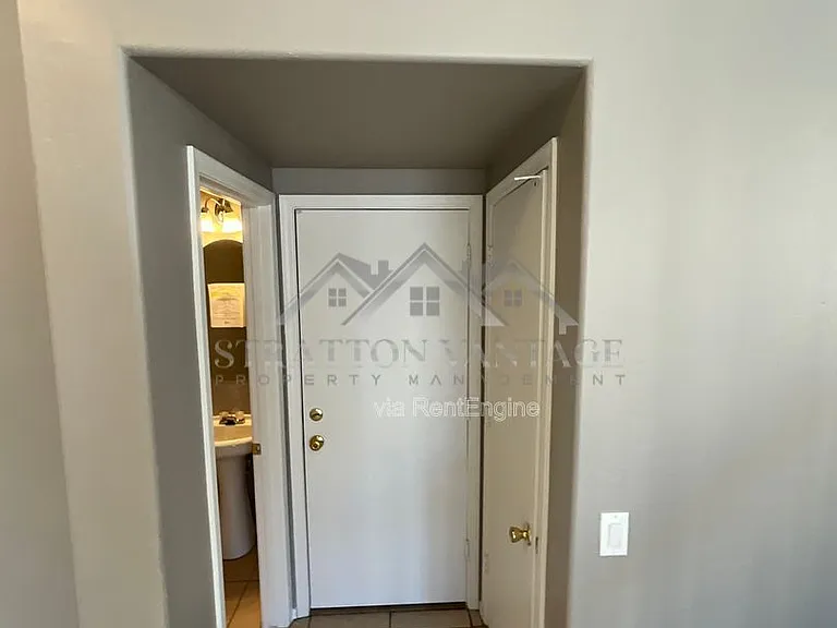 11381 W Yuma St — Photo 18