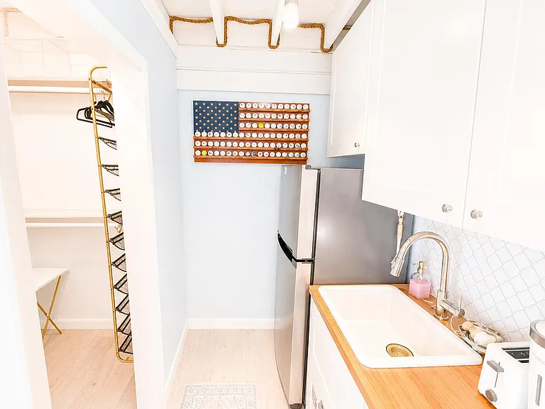 1415 NE 4th Pl — Photo 37