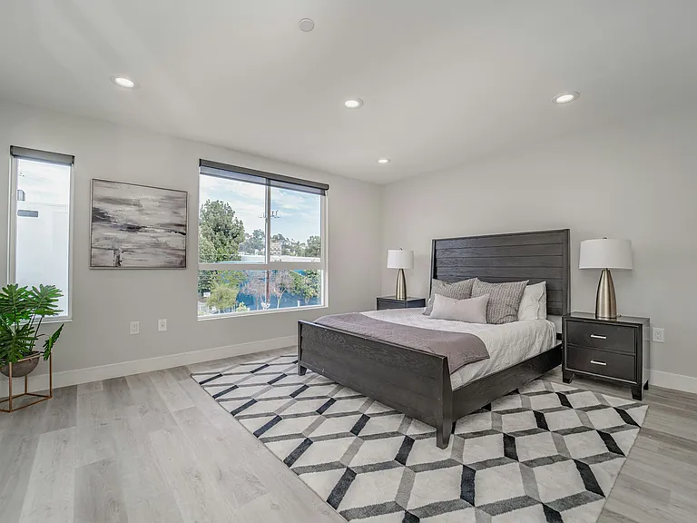 1321 Bates Ave #1323 — Photo 50