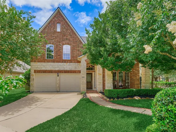 18535 W Laura Shore Dr, Cypress, TX 77433