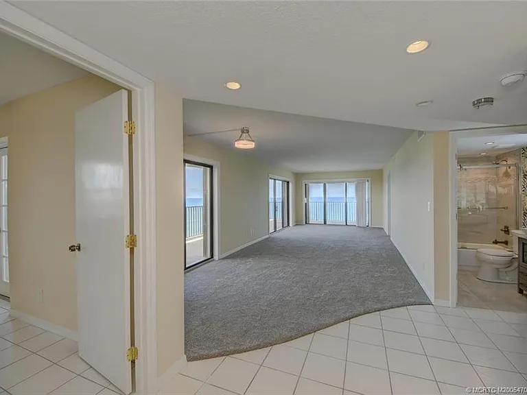 10044 S Ocean Dr #1202 — Photo 4