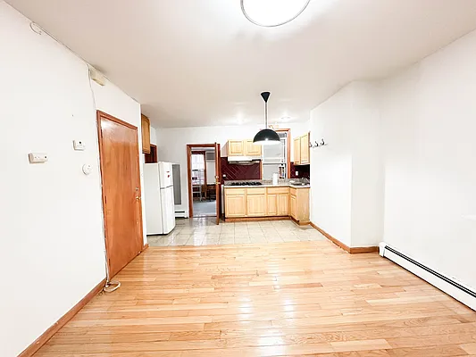 Rented by Ulas Real Estates Inc | media 8