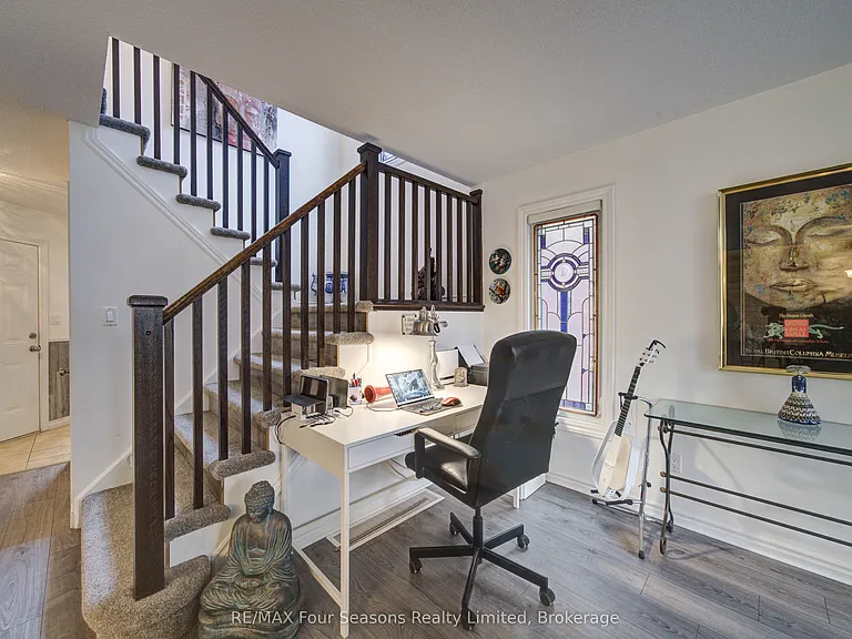 9 Brooke Ave — Photo 27