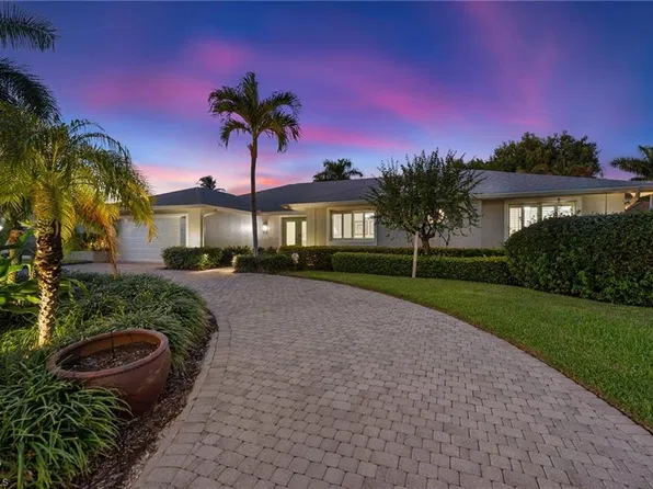675 Harbour DR, NAPLES, FL 34103