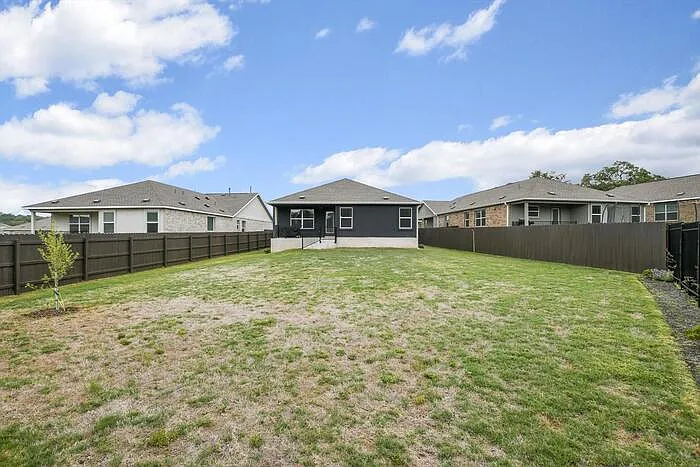 2108 Golden Grain Ln — Photo 26