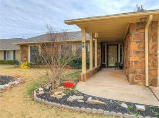 11808 Bevenshire Rd, Oklahoma City, OK 73162