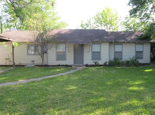 2114 7th St, Seabrook, TX 77586