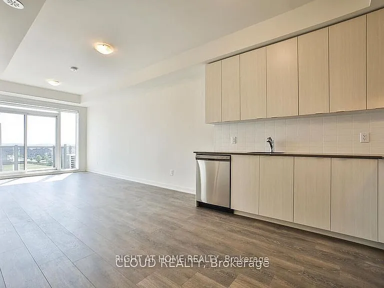 58 Sky Harbour Dr #410 — Photo 12