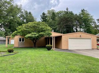 1405 Coe Ave, Clyde, OH 43410