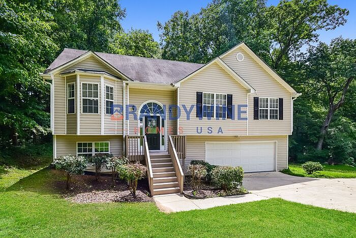 1st image of 4520 Forrest Bend Ct