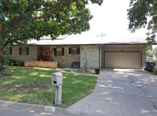 1216 W 9th St, Newton, KS 67114