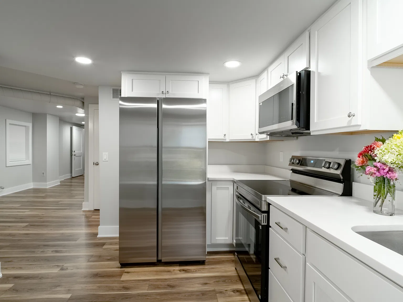 409 S Leroy St — Photo 3