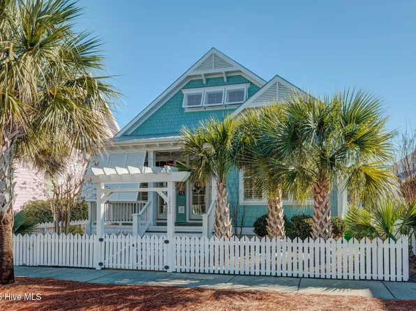 1233 Searay Lane, Carolina Beach, NC 28428