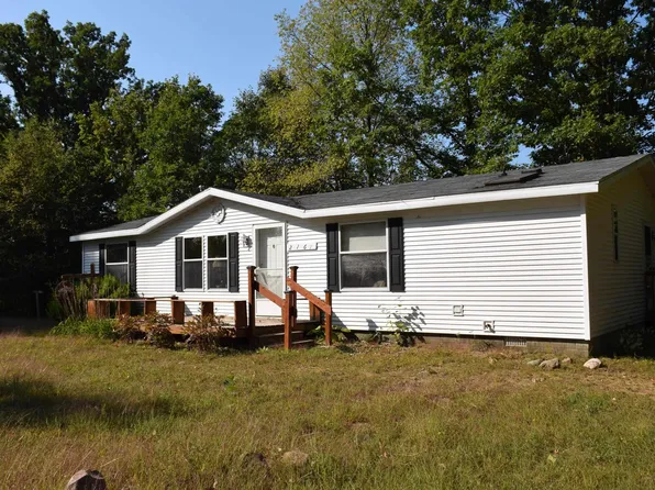 2167 Miller Dr, Weidman, MI 48893
