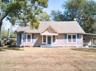 524 Maple St, Commerce, TX 75428