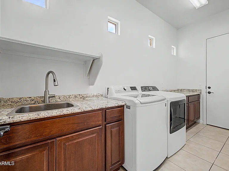 14210 W Harvard St — Photo 44