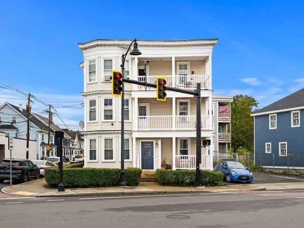 401 Cabot St APT 4, Beverly, MA 01915