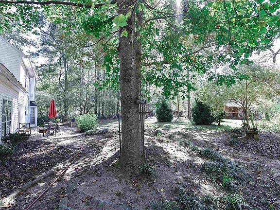 5th image of 200 Park Timbers Dr