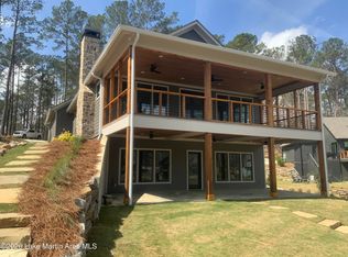517 Transom Dr, Jacksons Gap, AL 36861