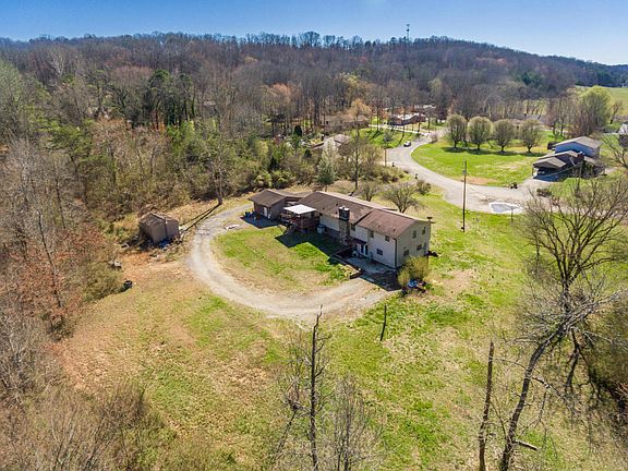 5th image of 6516 Brookfield Ln