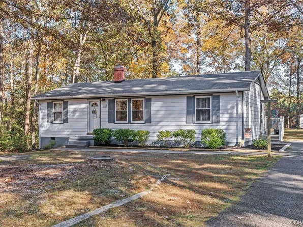 1006 Edgar Rd, Hanover, VA 23069