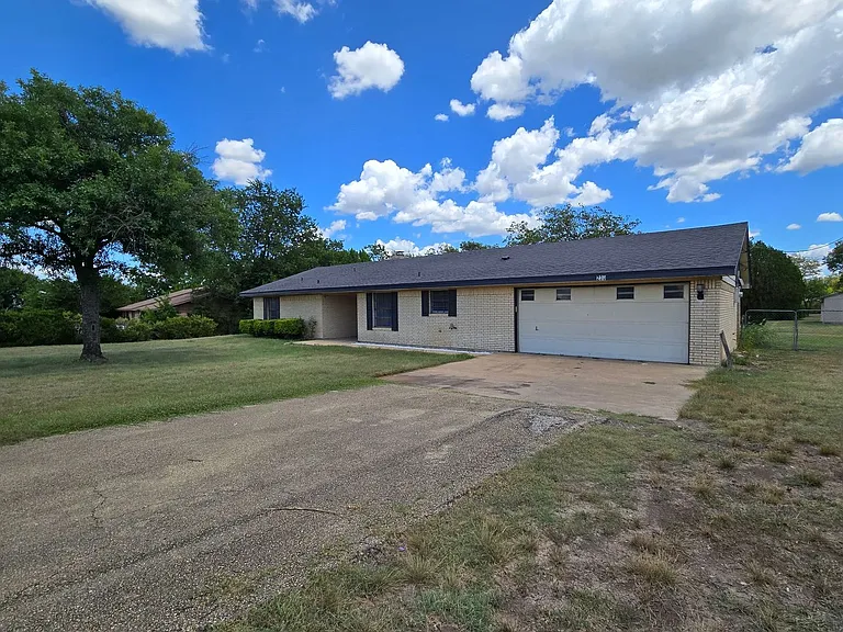 230 Mighty Oak Ln — Photo 2