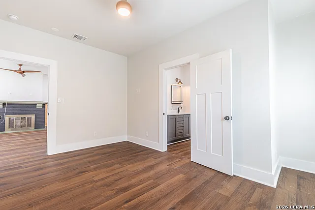 1219 Nolan St — Photo 17