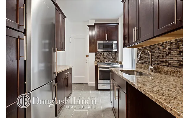 Rented by Douglas Elliman | media 11