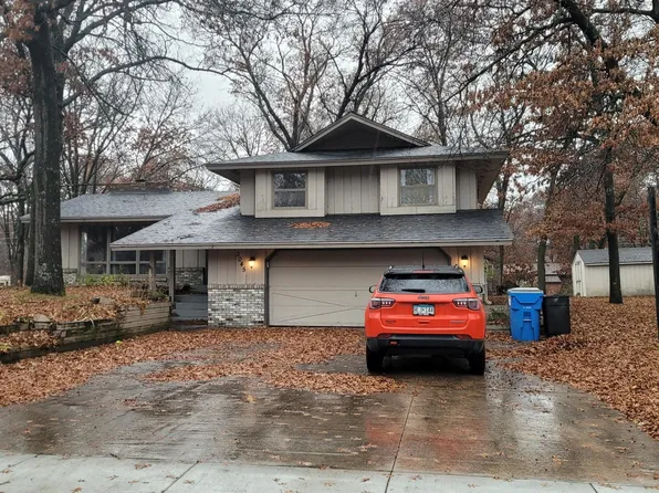 3045 Juniper St S, Cambridge, MN 55008