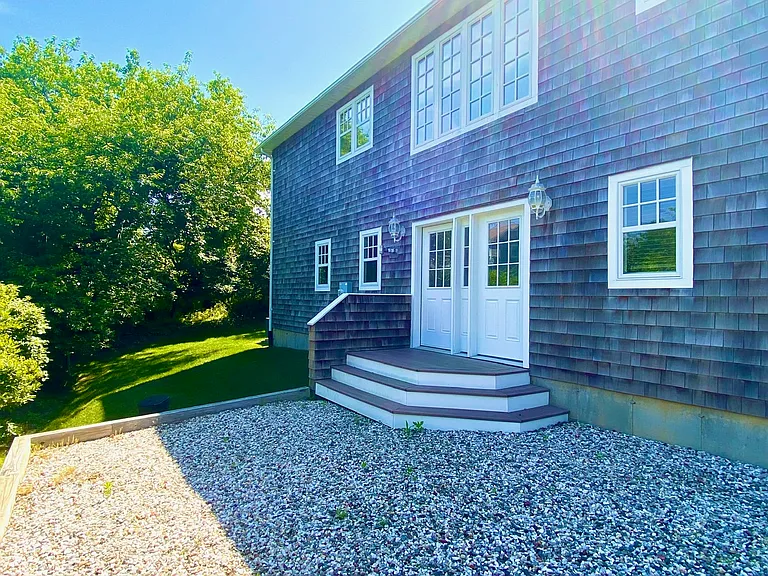 843 Montauk Hwy — Photo 6
