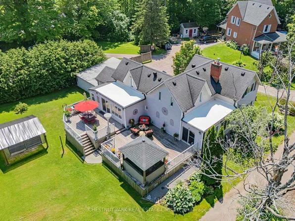 1783 Track St, Pickering, ON L1Y 1B8