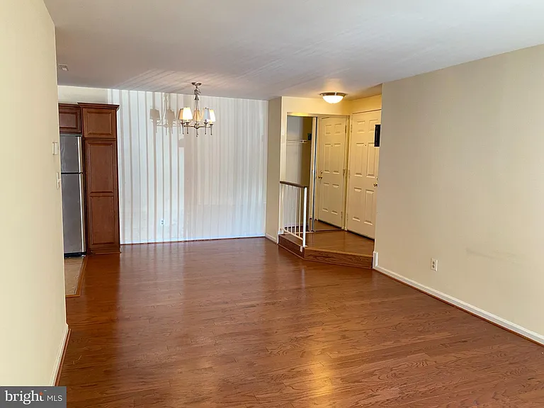 5800 Cove Landing Rd #201 — Photo 13