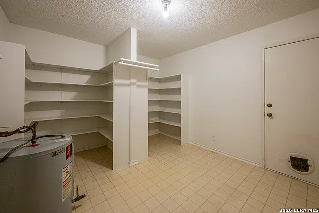 16009 Hickory Well Dr — Photo 8