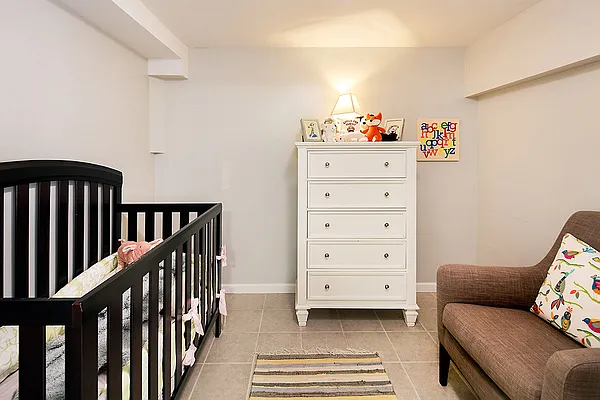 Sold by Compass | media 7