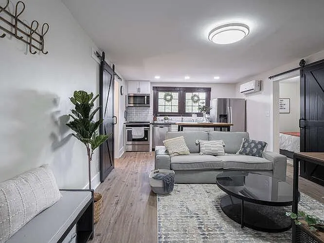60 S Downey Ave #B