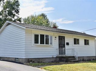 116 Greeley Ln, Youngstown, OH