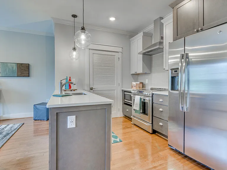 525 East Blvd — Photo 8