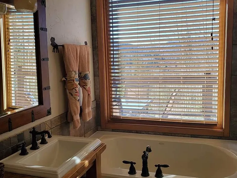 Bath with separate shower, 2 sinks, view