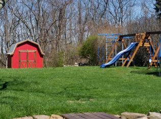 851 Agnew Rd, Pittsburgh, PA 15227