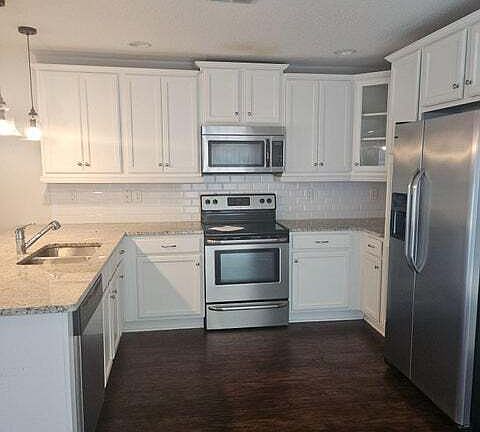 2nd image of 1002 Ingleside Ave