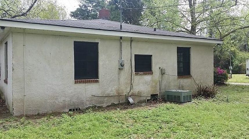 2nd image of 160 Hill Randolph Ln